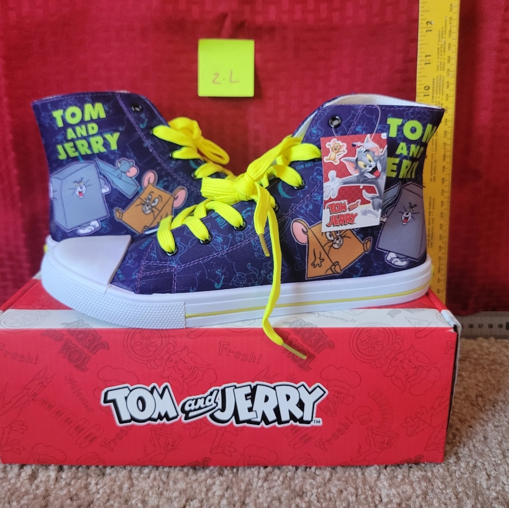 Tom & Jerry Hightop Sneakers NIB